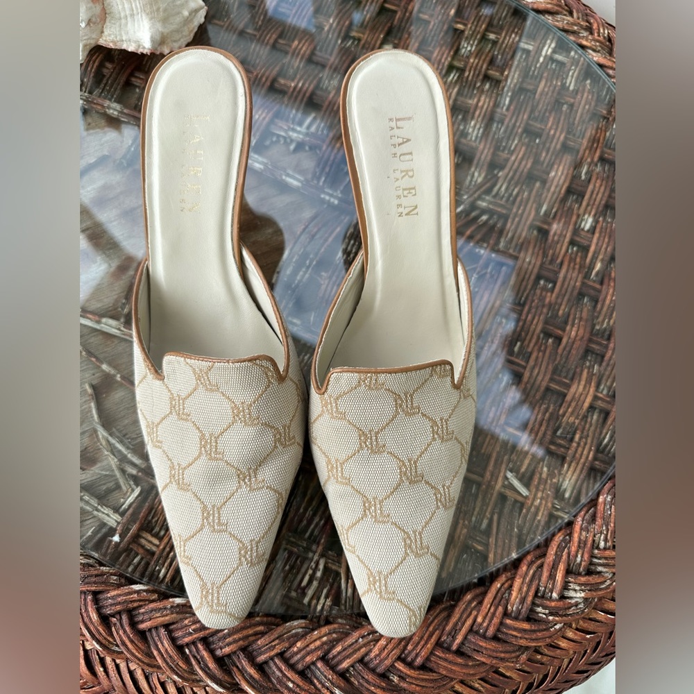 Lauren Ralph Lauren CECILY Beige & Tan Slip-On Sandals - Size 8 B- Cream color - Picture 2 of 11